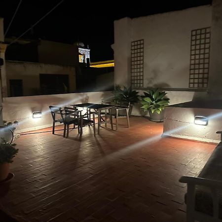 Apartment In Old Town With Roof Terrace And Fibre, Тарифа Экстерьер фото