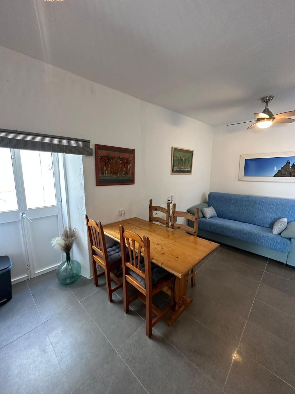 Apartment In Old Town With Roof Terrace And Fibre, Тарифа Экстерьер фото